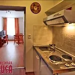 Aparthotel Susa