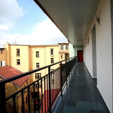Susa Apartahotel 3*