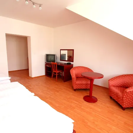 Aparthotel Susa