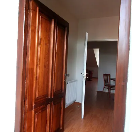 Susa Praag
