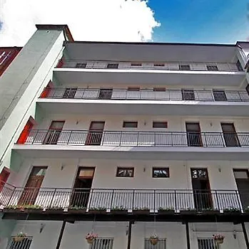 苏萨公寓式酒店 布拉格